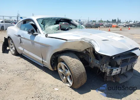 2018 Ford Mustang Ecoboost z USA, uszkodzony, nr VIN 1FA6P8TH3J5114753